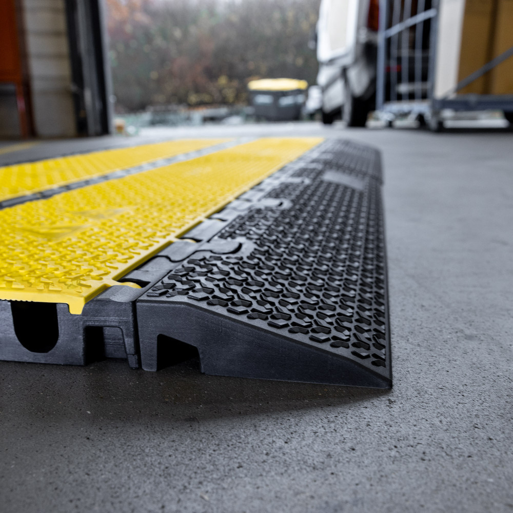 Defender MIDI 5 2D RS Kurze Rampe für MIDI 5 2D-Modulsystem