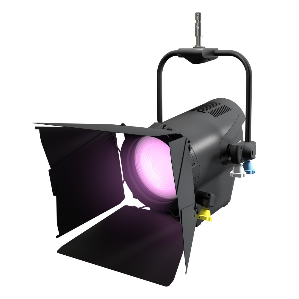 Cameo F4 FC PO IP Stangenbedienbares Outdoor-Fresnel-Spotlight mit RGBW-LED