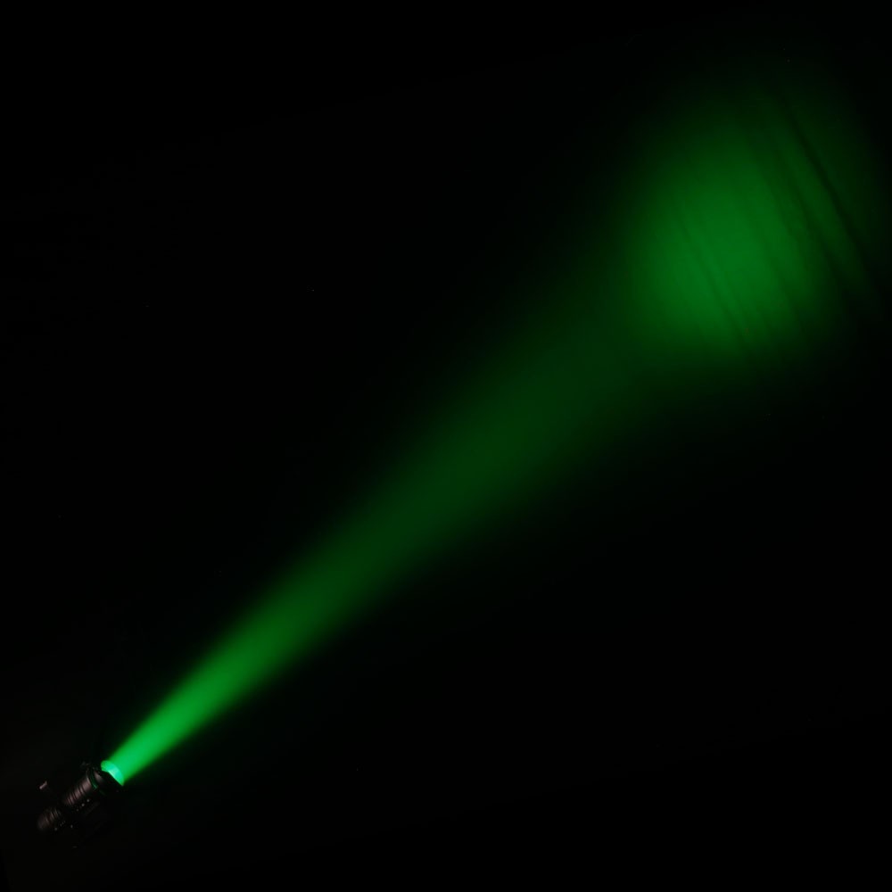 Cameo TS 60 W RGBW Theater-Spot mit Plankonvexlinse