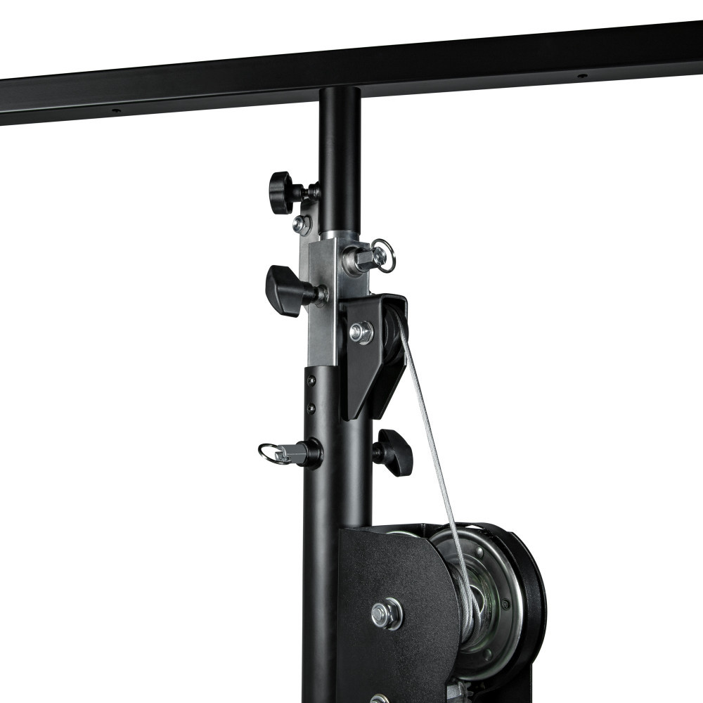 Adam Hall Stands SWU 400 T Wind up Kurbelstativ mit Traverse schwarz