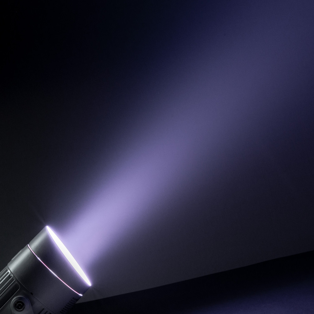 Cameo Q-SPOT 40i Kompakter IP65 Outdoor-Spot mit 40W RGBA-LED