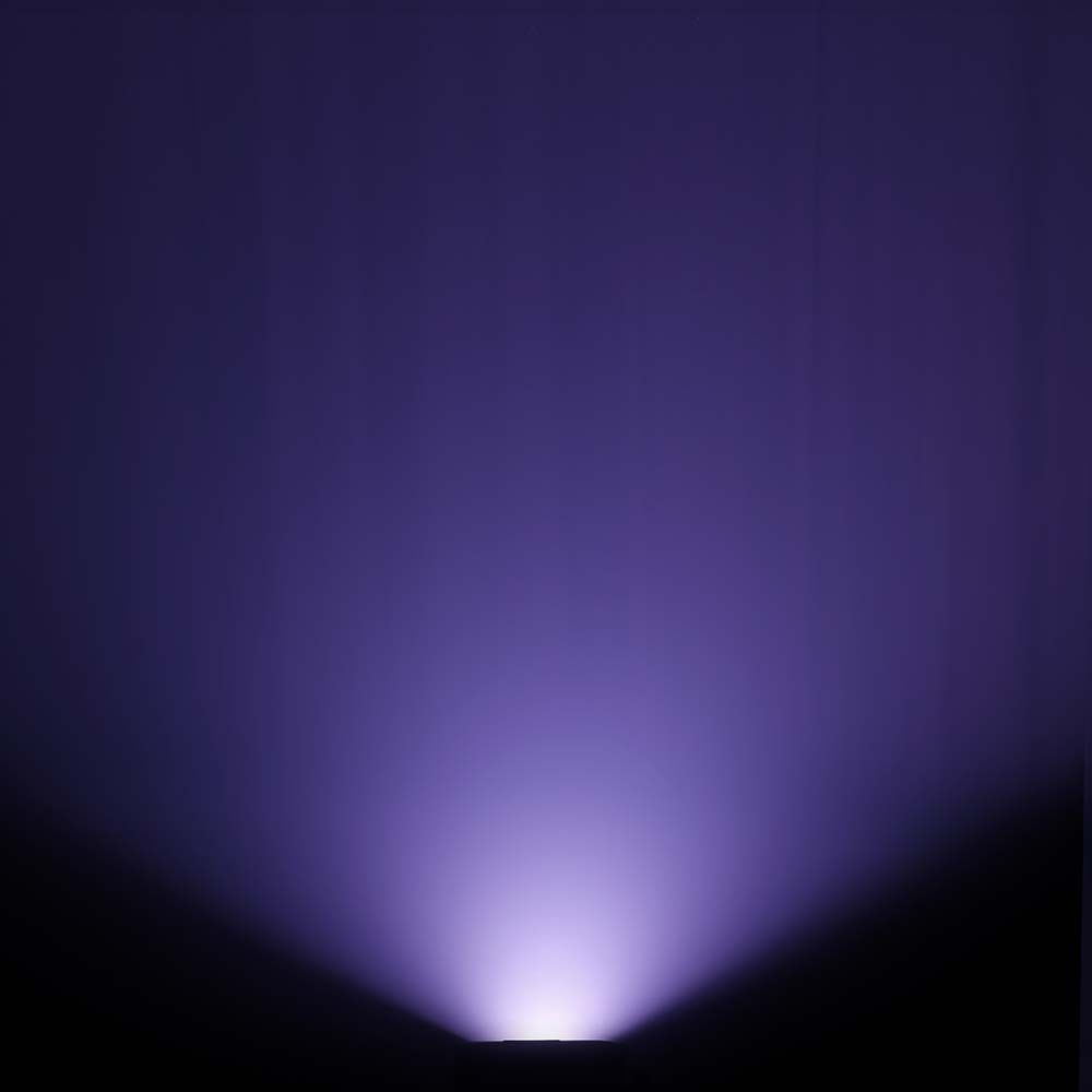 Cameo FLAT PRO FLOOD IP65 TRI Outdoor Fluter mit 60W Tri-Color COB-LED in Schwarzem Gehäuse