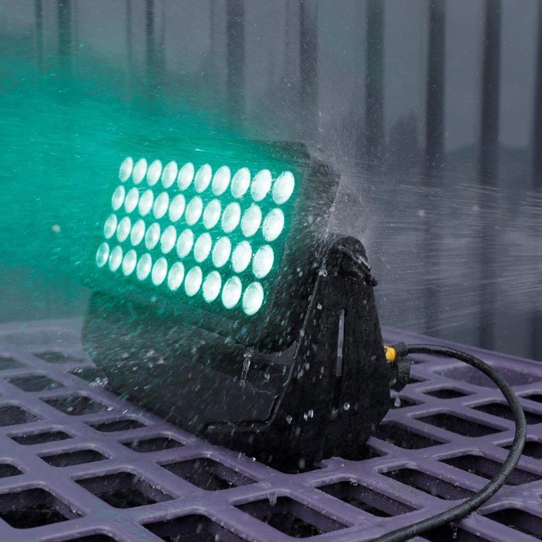 Cameo ZENIT W600 Outdoor LED Wash Light
