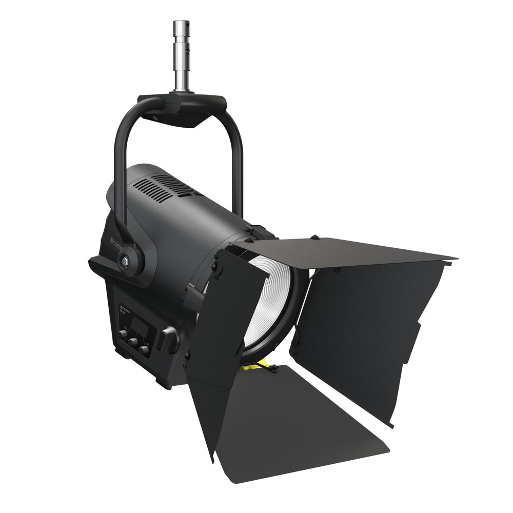 Cameo F2 FC PO Stangenbedienbares Fresnel-Spotlight mit RGBW-LED