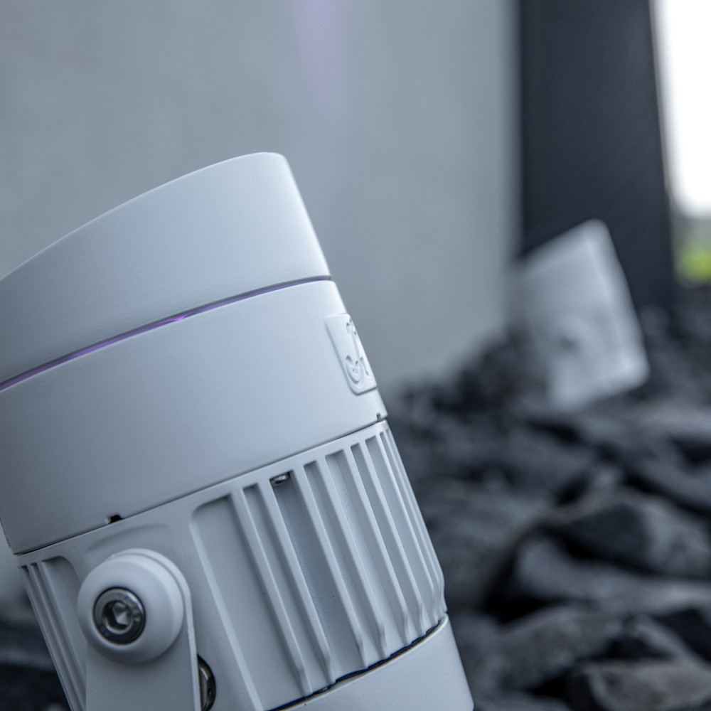 Cameo Q-SPOT 40i Kompakter IP65 Outdoor-Spot mit 40W RGBA-LED
