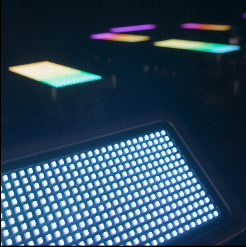 Cameo ZENIT W600 SMD Outdoor SMD-LED Wash Light und Strobe - RGBW-Version