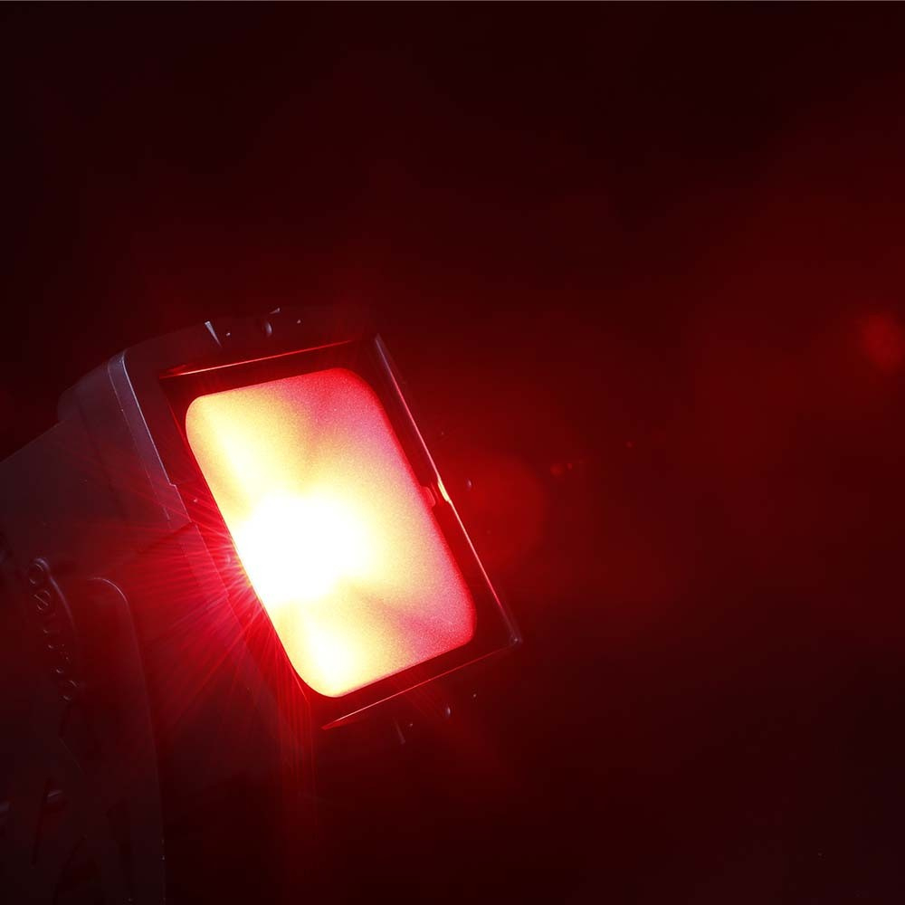 Cameo FLAT PRO FLOOD IP65 TRI Outdoor Fluter mit 60W Tri-Color COB-LED in Schwarzem Gehäuse