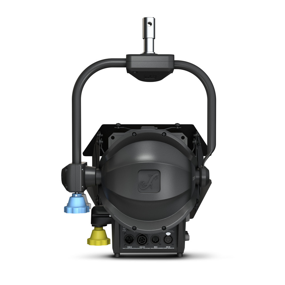 Cameo F2 FC PO Stangenbedienbares Fresnel-Spotlight mit RGBW-LED