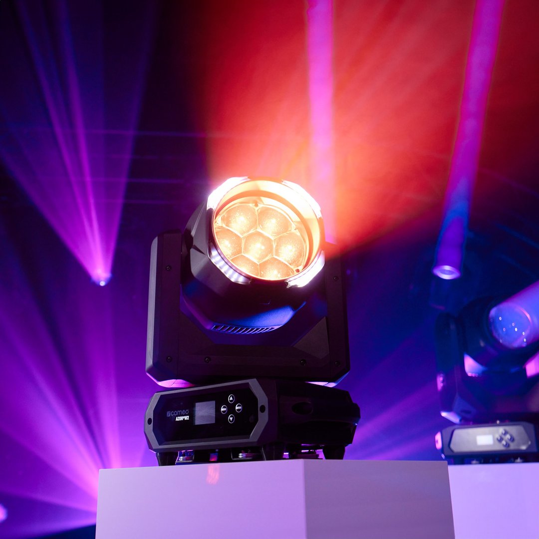 Cameo  AZOR W2  Kompakter Wash Moving Head